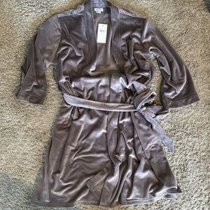 Splendid Velour Short Robe in Mauve S/M Lounge Comfy